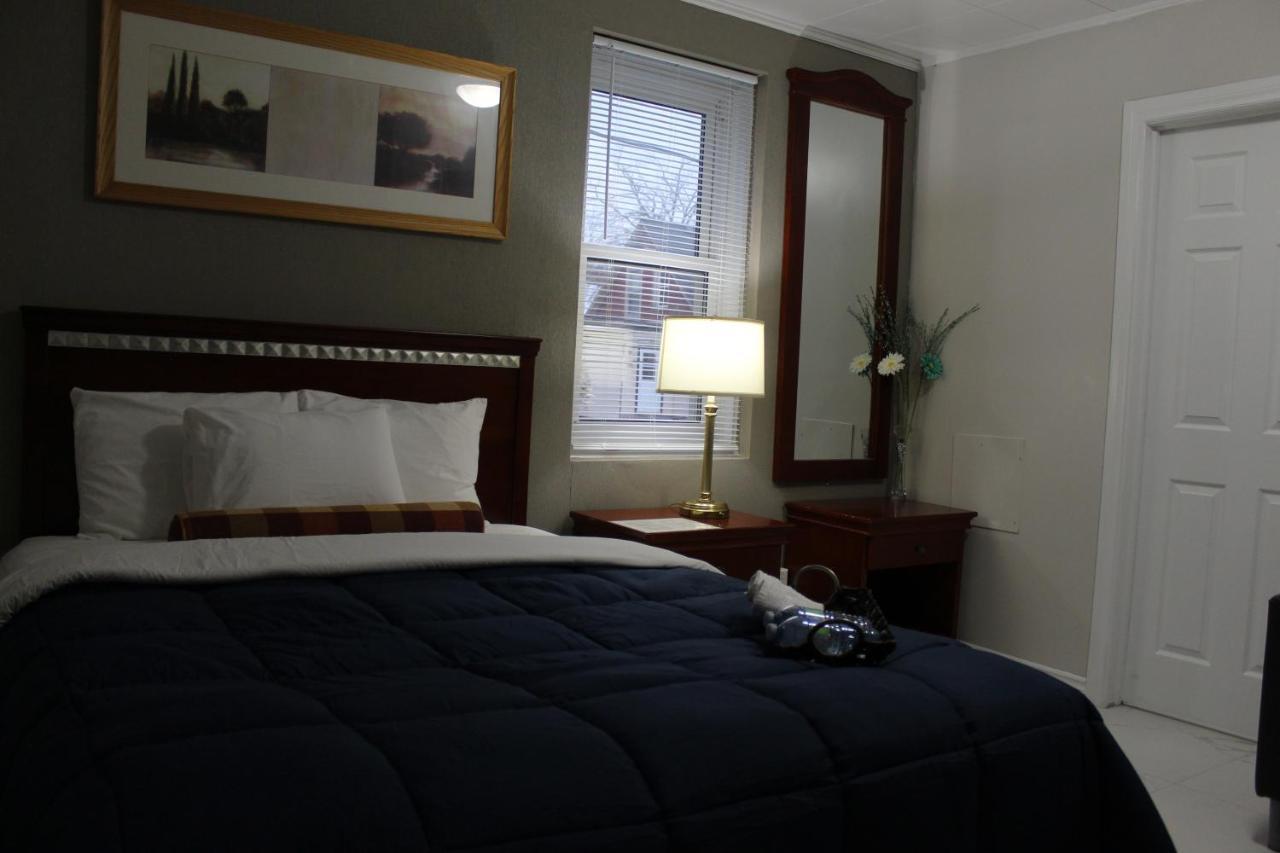 Sunrise Inn Парри-Саунд Экстерьер фото