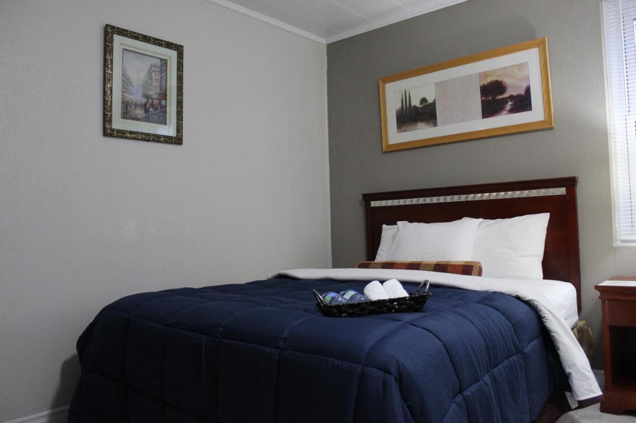Sunrise Inn Парри-Саунд Экстерьер фото