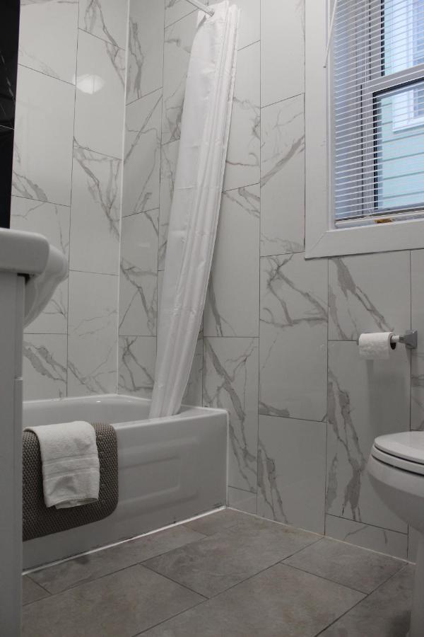 Sunrise Inn Парри-Саунд Экстерьер фото