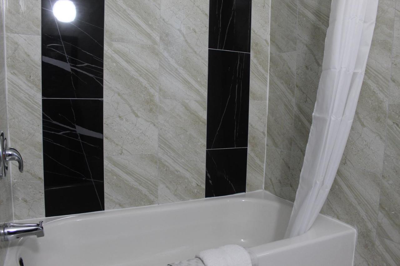 Sunrise Inn Парри-Саунд Экстерьер фото